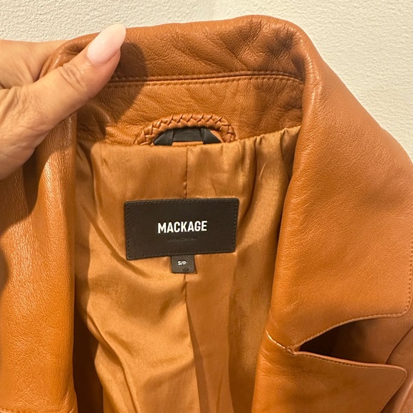 Mackage GAEL-Z Leather trench coat with belt - Picture 11 of 11